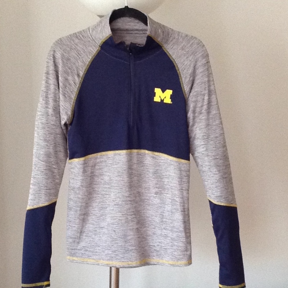 🔶 University of Michigan - Pullover By Colosseum